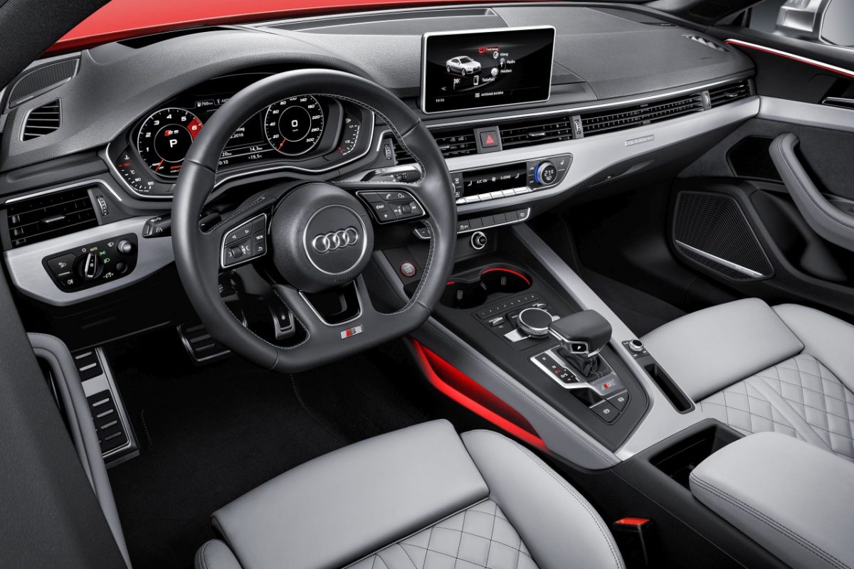 AUDI