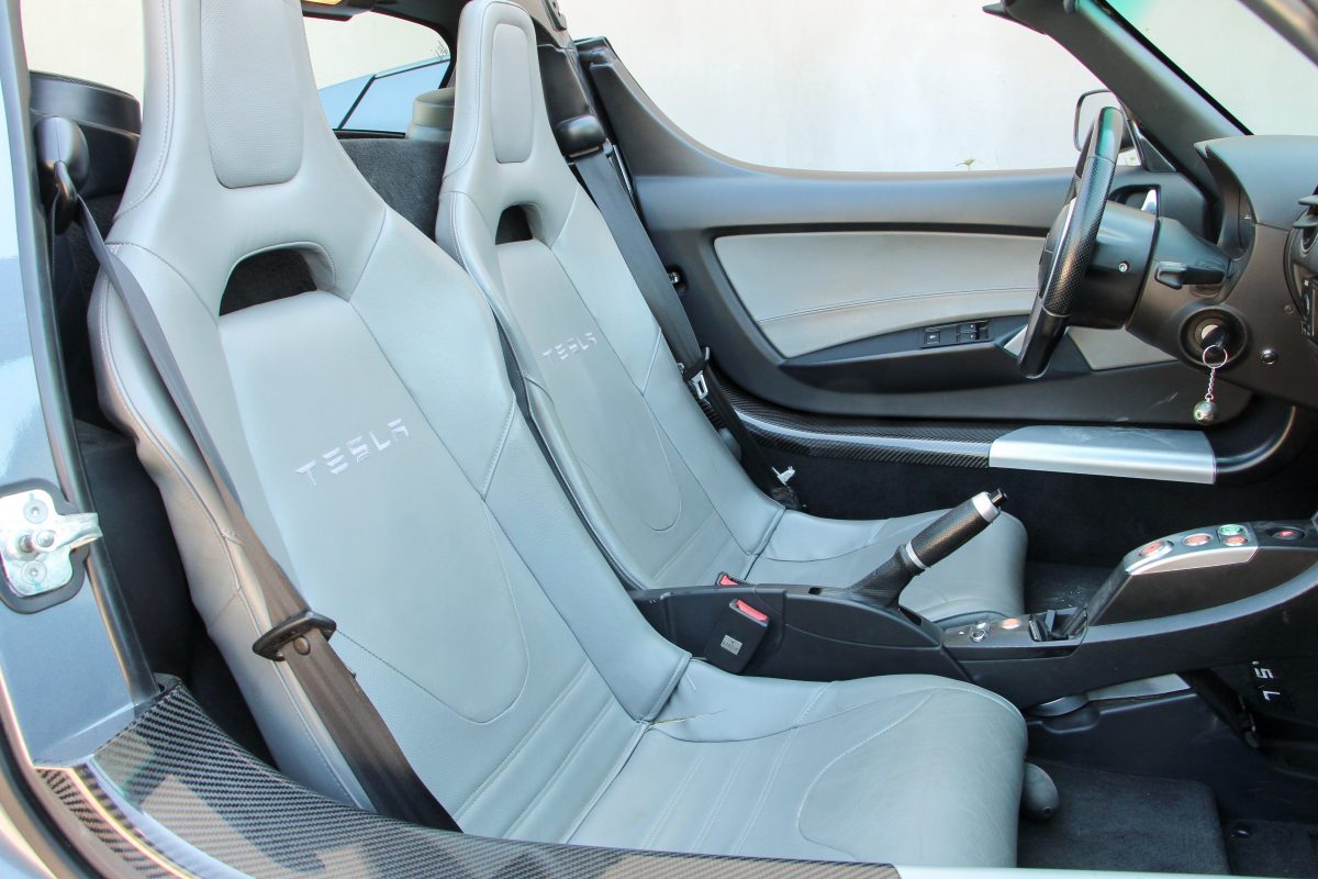 TESLA ROADSTER