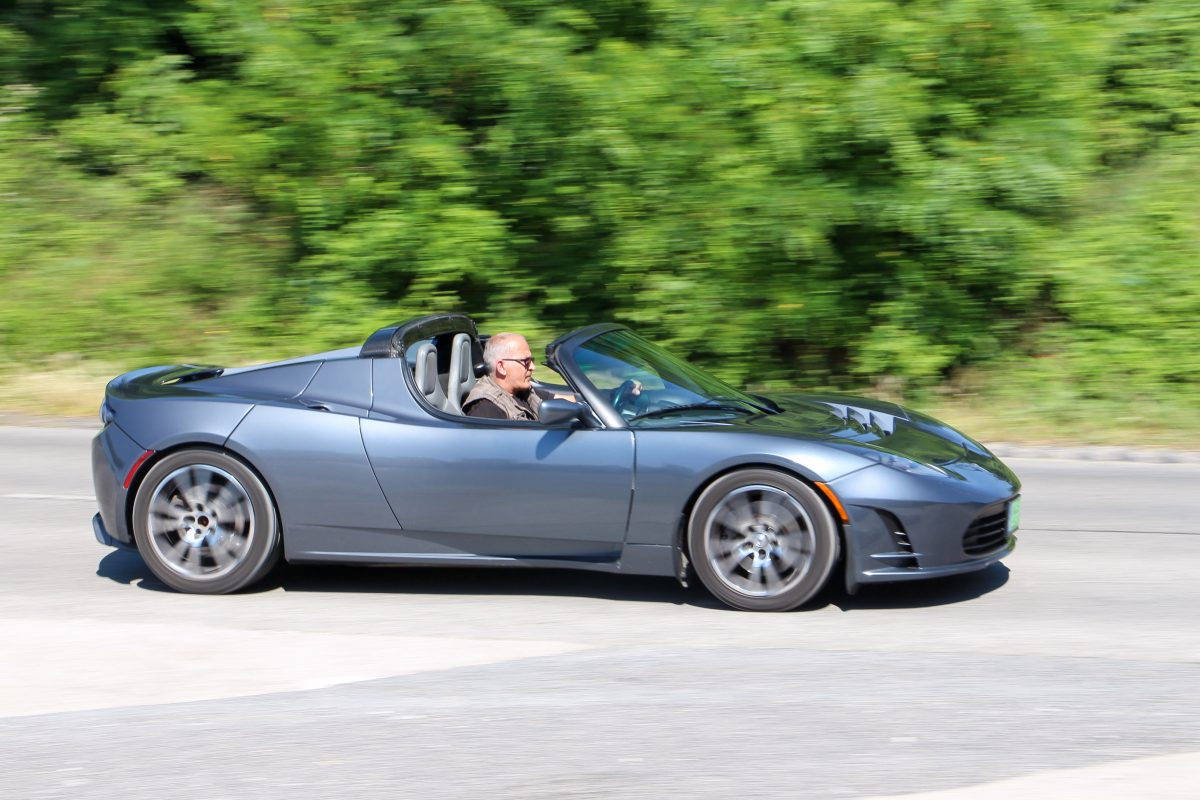 TESLA ROADSTER