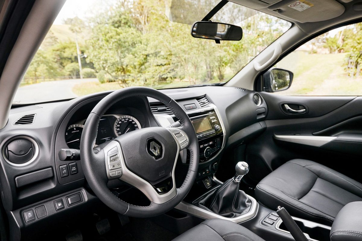 RENAULT