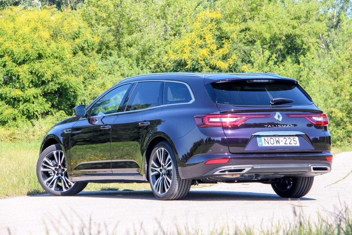 RENAULT