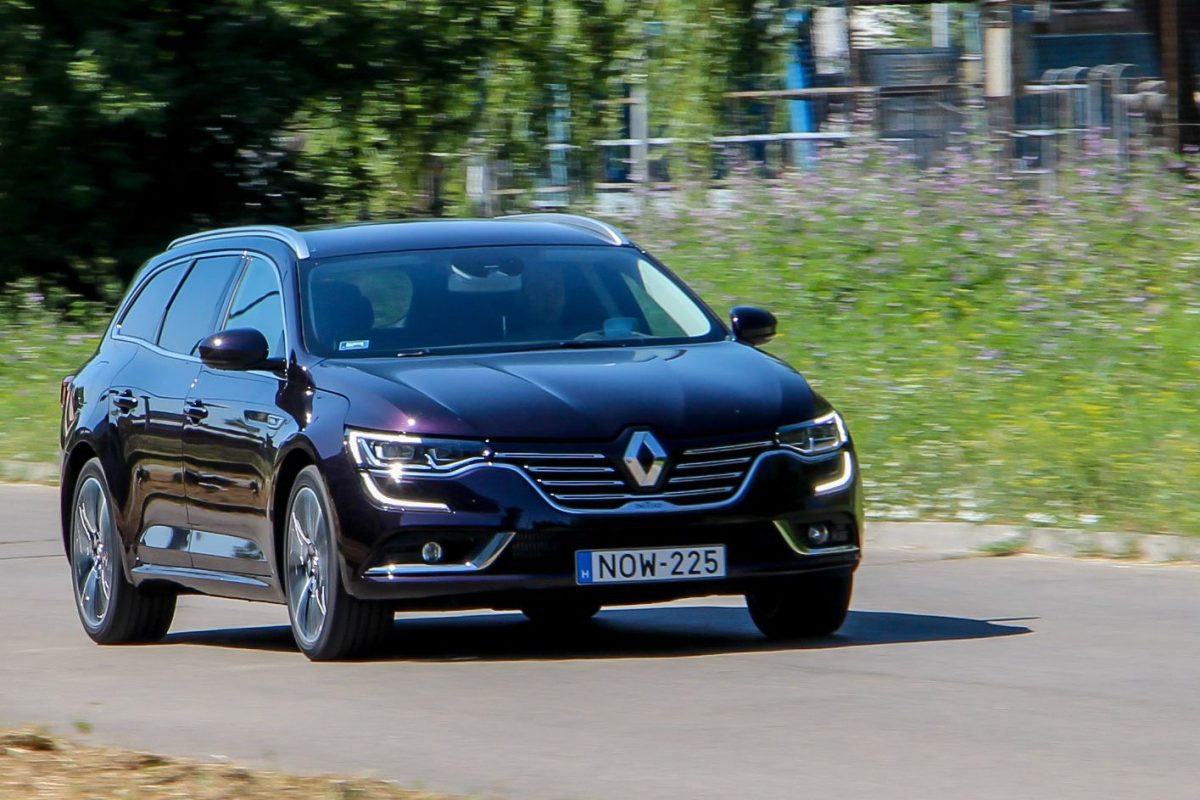 RENAULT