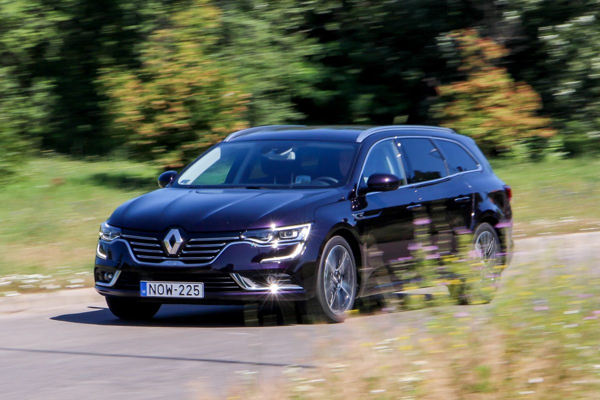 RENAULT