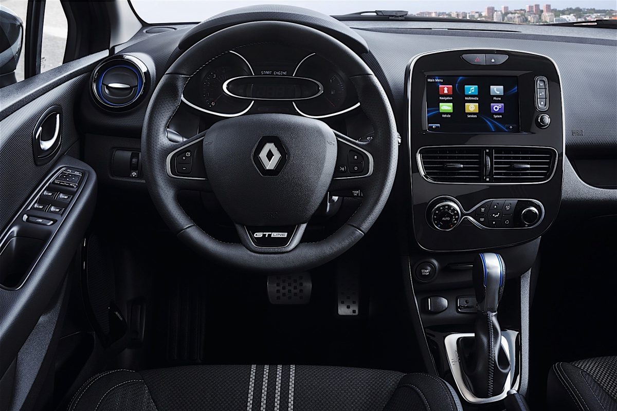 RENAULT CLIO