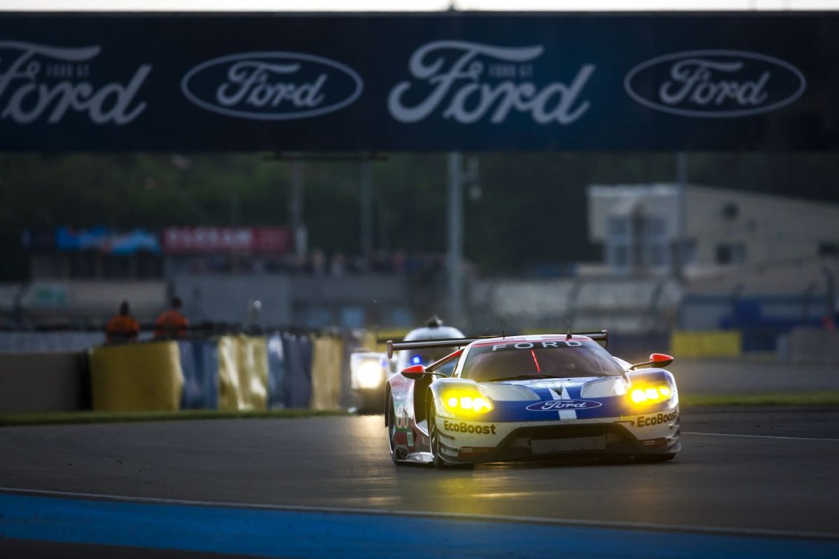 FORD GT