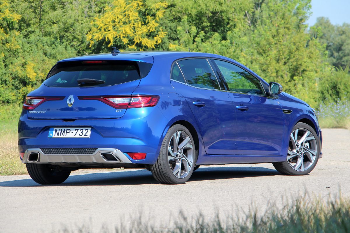 RENAULT MEGANE