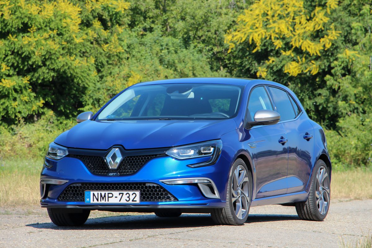 RENAULT MEGANE