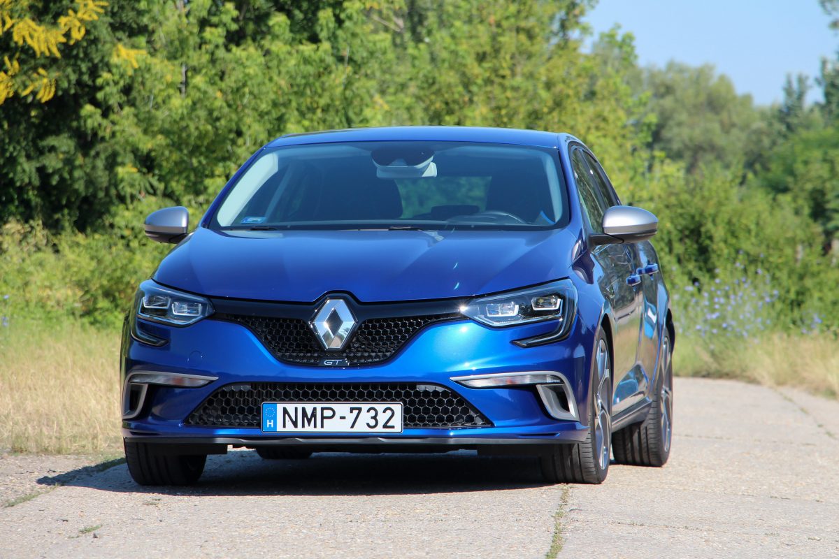 RENAULT MEGANE