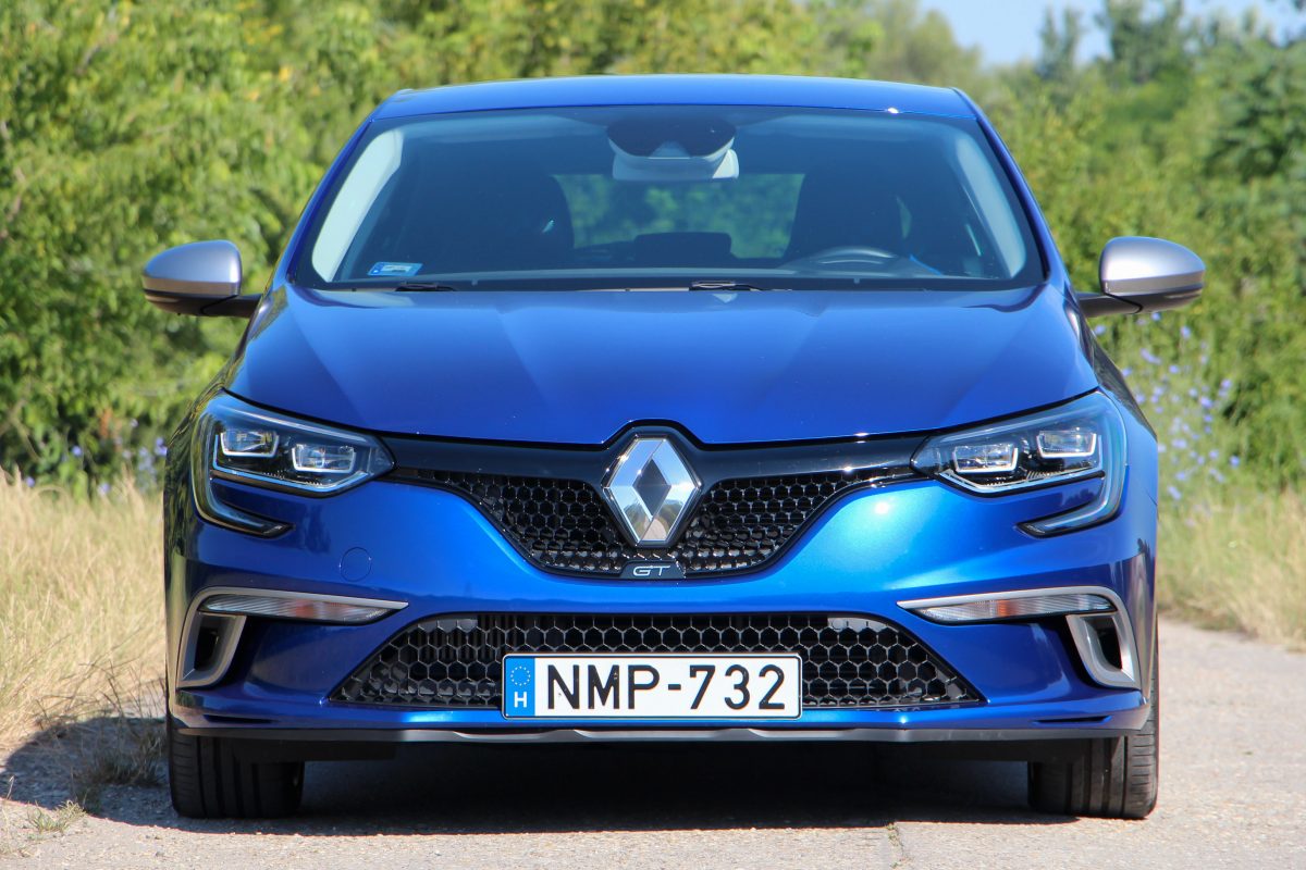 RENAULT MEGANE