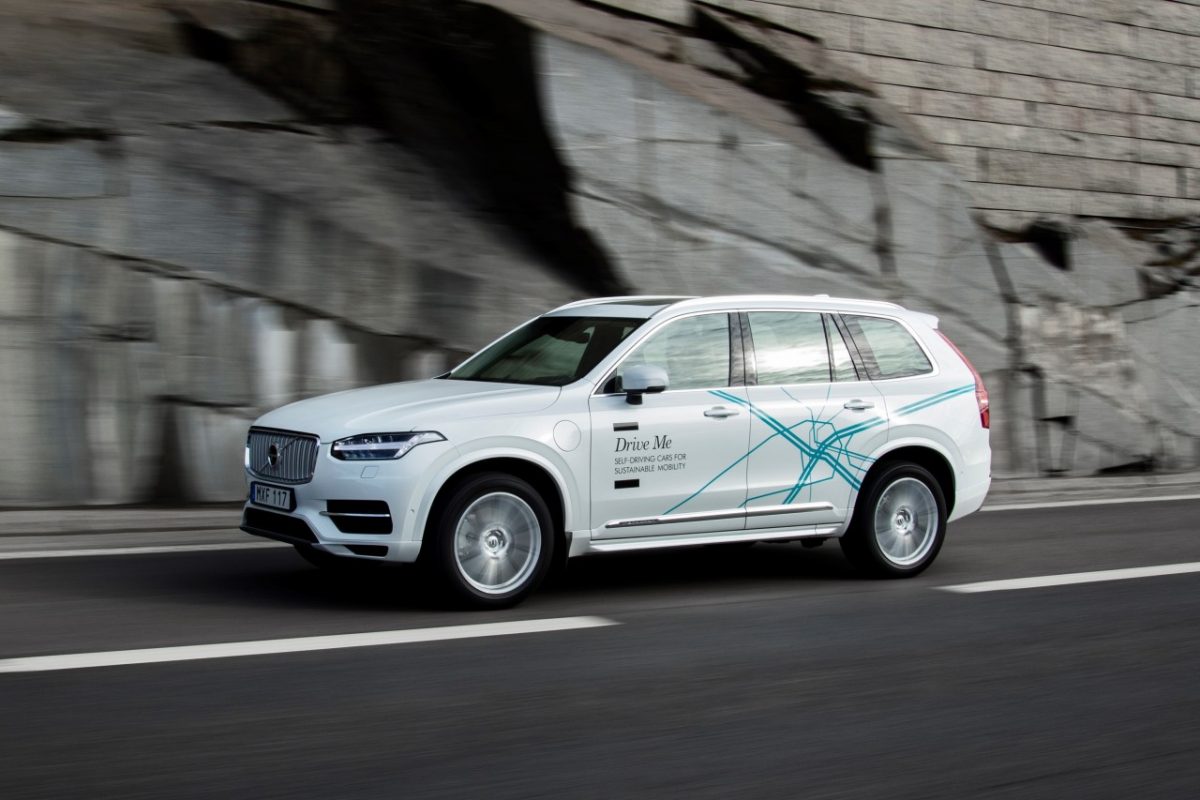 VOLVO V90