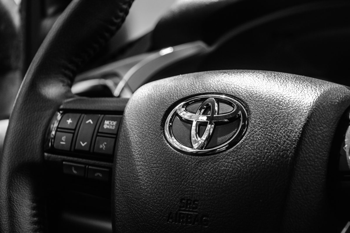 TOYOTA HI LUX