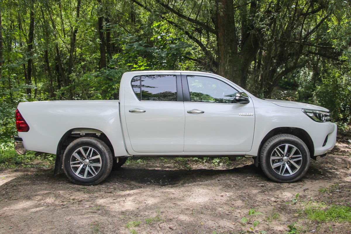 TOYOTA HI LUX