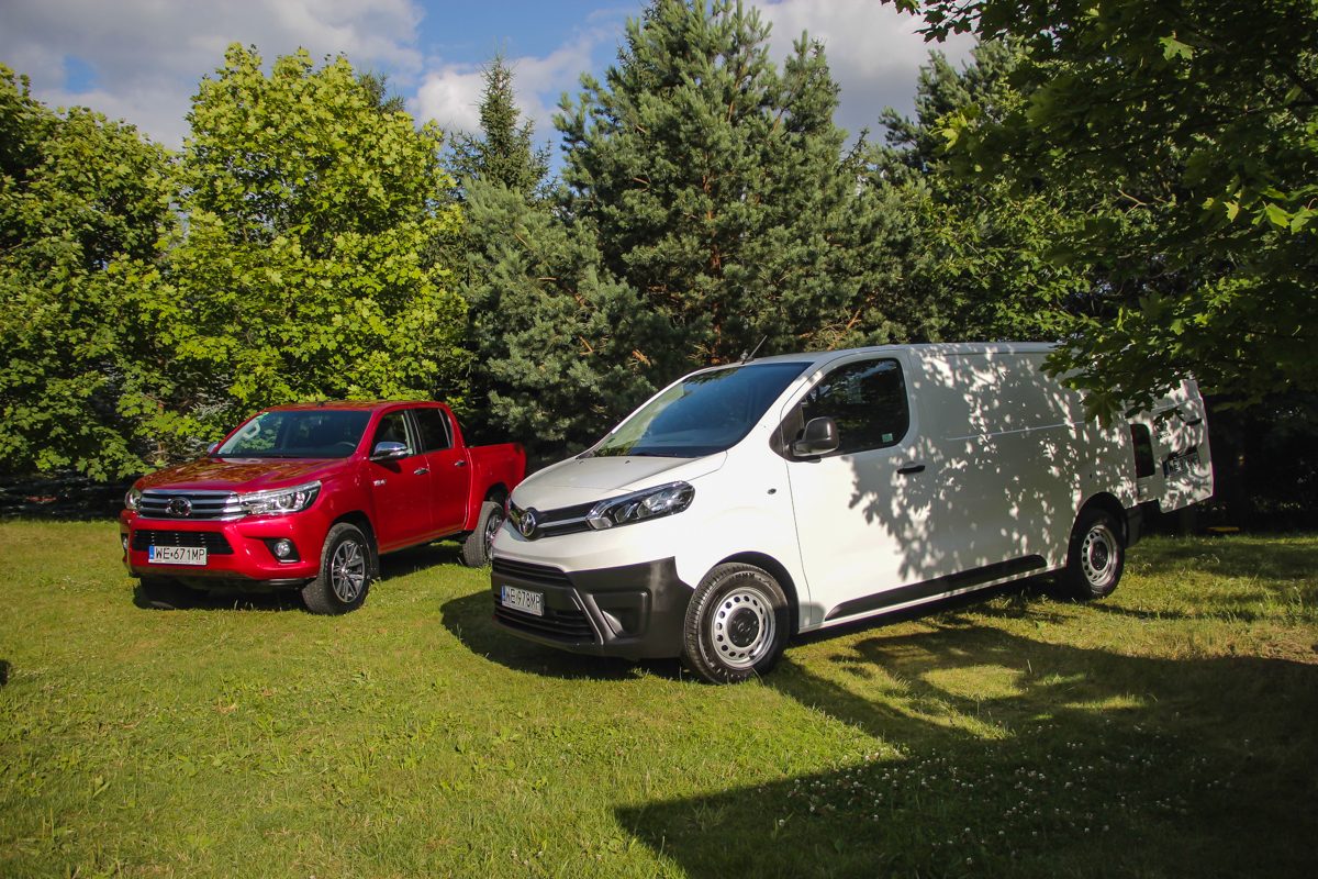 TOYOTA PROACE