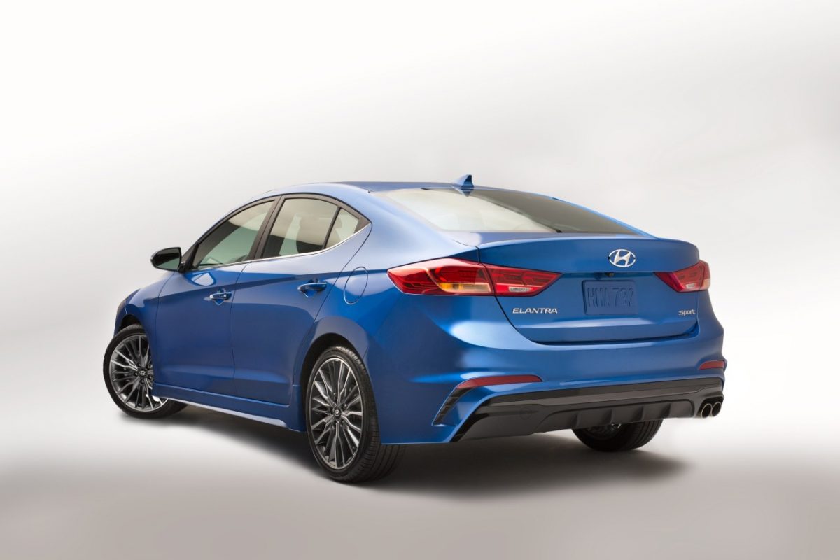 HYUNDAI ELANTRA