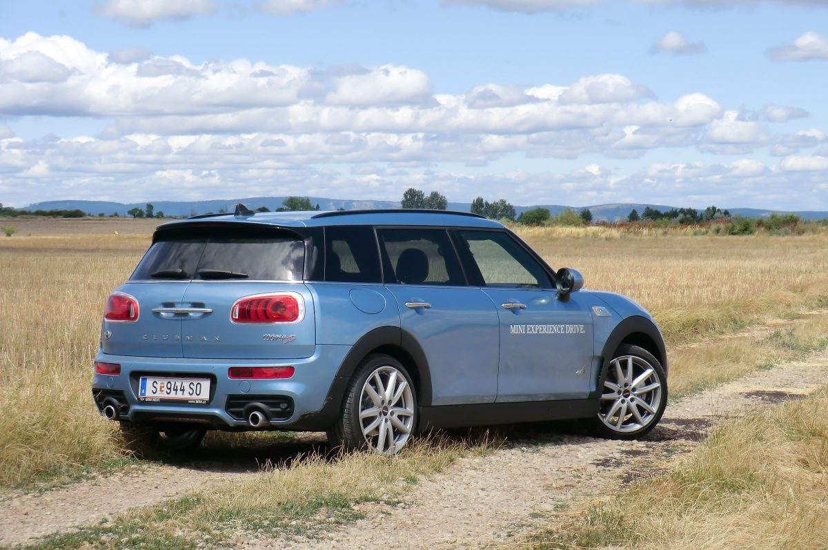 MINI CLUBMAN