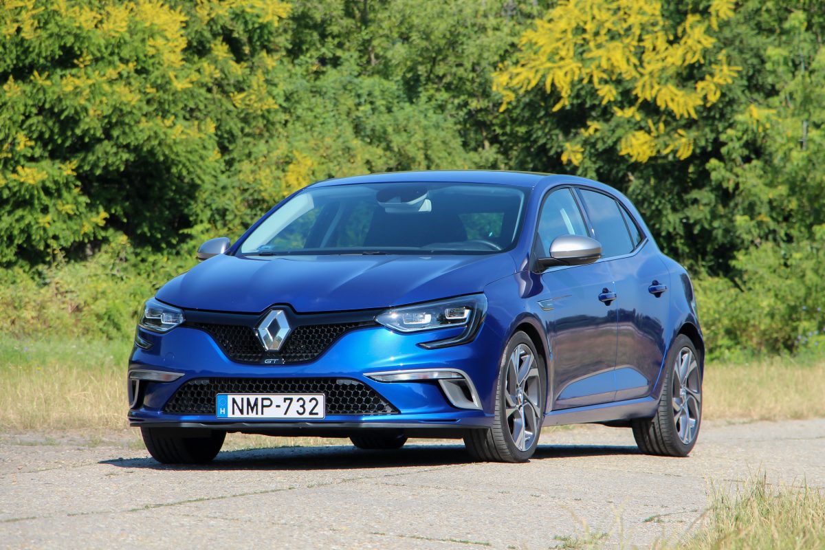 RENAULT MEGANE