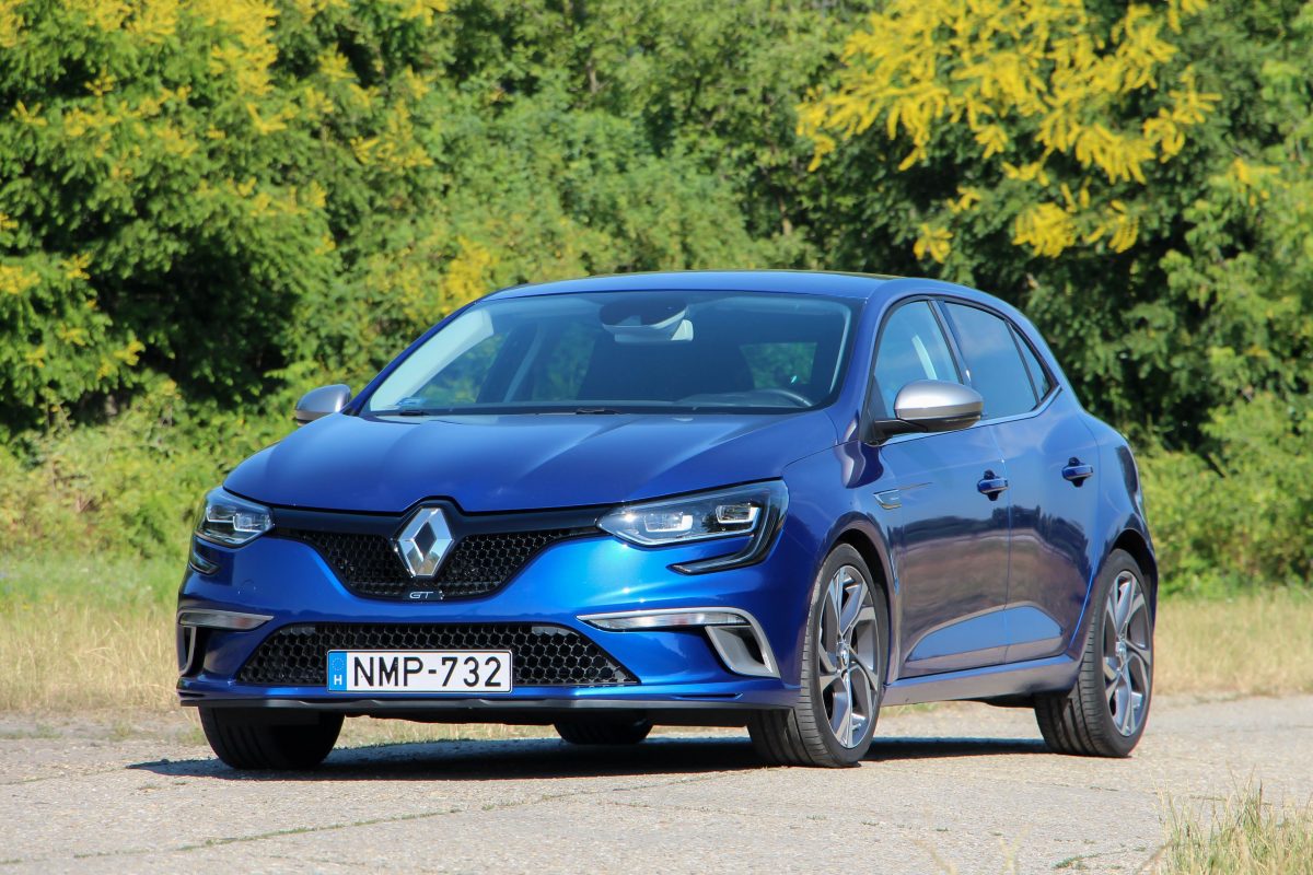 RENAULT MEGANE