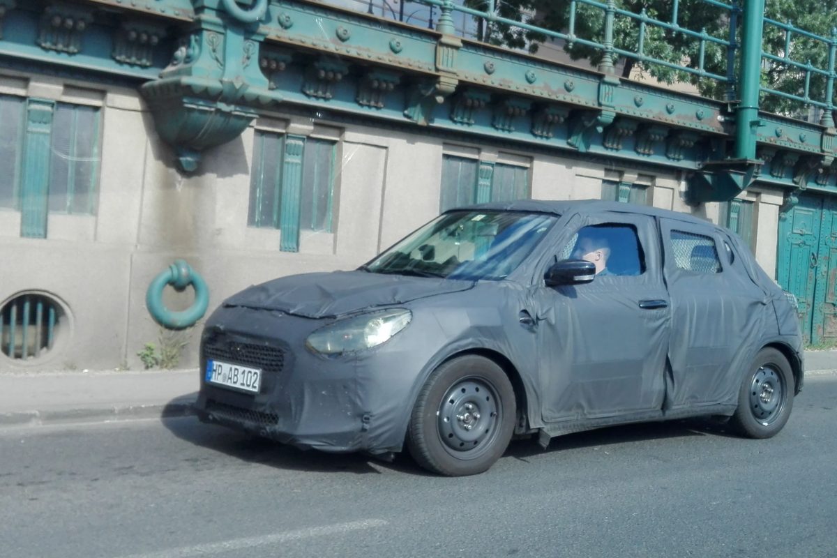 SUZUKI SWIFT