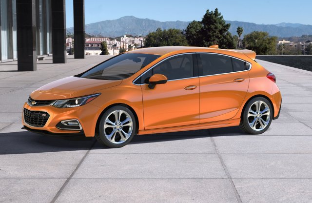 Új Chevrolet Cruze is debütált Detroitban