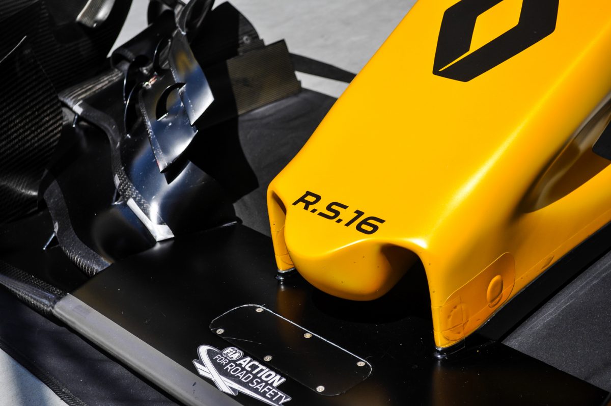 RENAULT