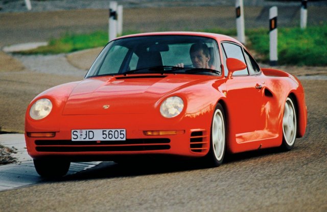 Egy korszak végén a testét adta másokért:  a Porsche 959