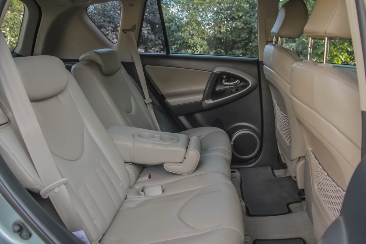 TOYOTA RAV 4