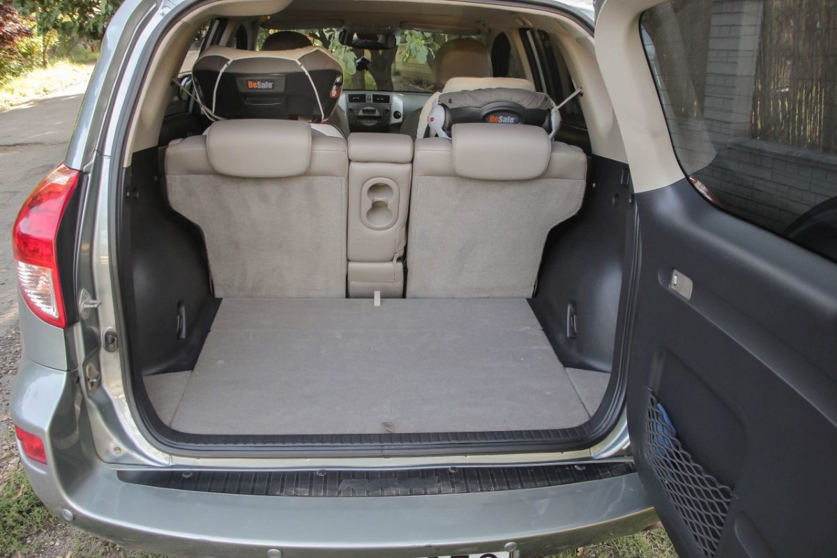 TOYOTA RAV 4