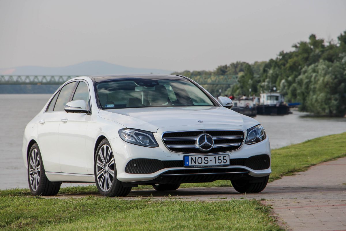 MERCEDES-BENZ E-OSZTÁLY