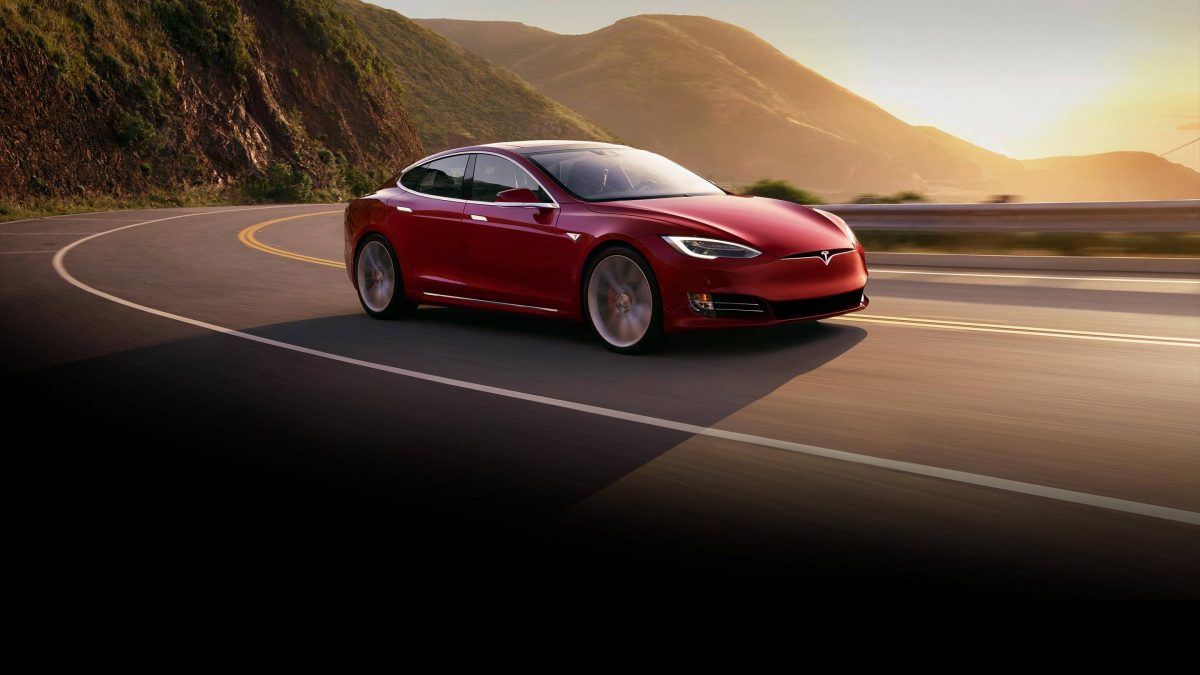 TESLA MODEL S