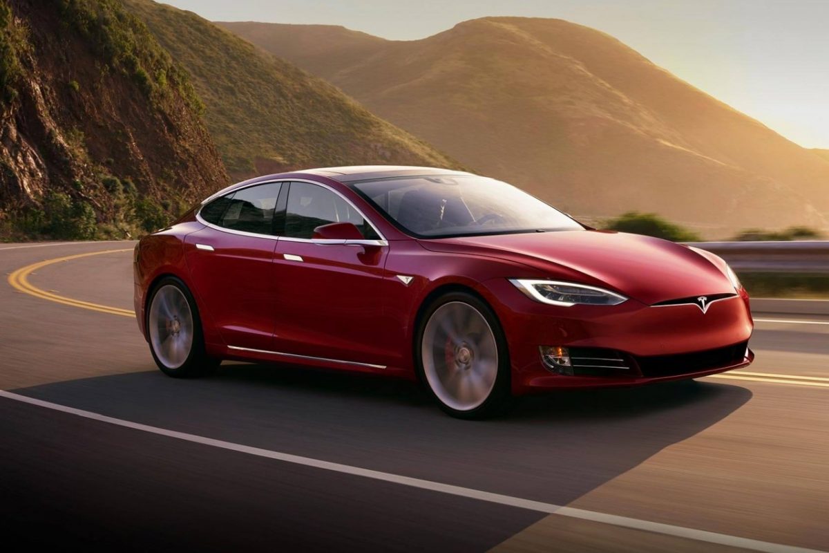 TESLA MODEL S