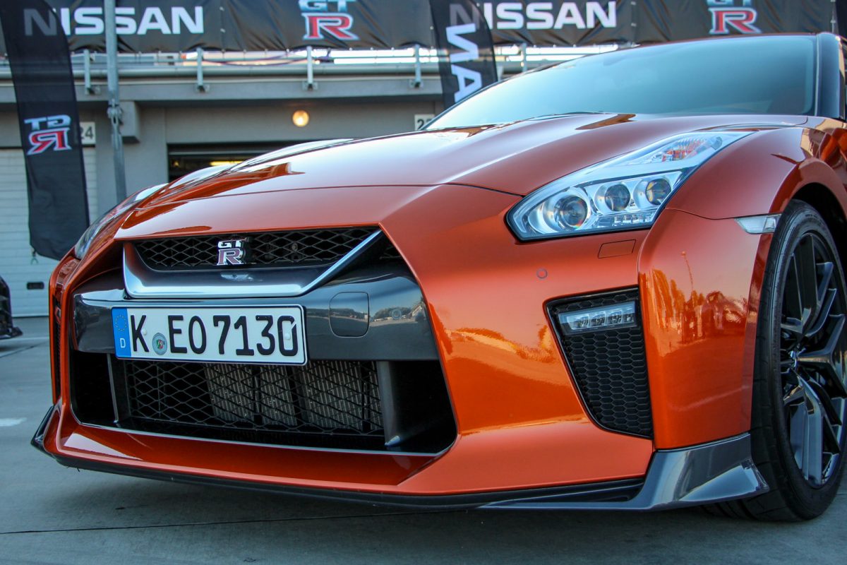NISSAN GT-R