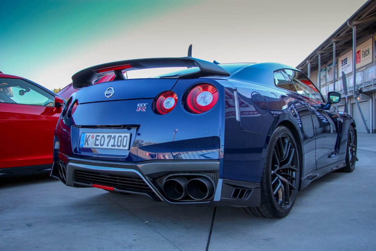 NISSAN GT-R
