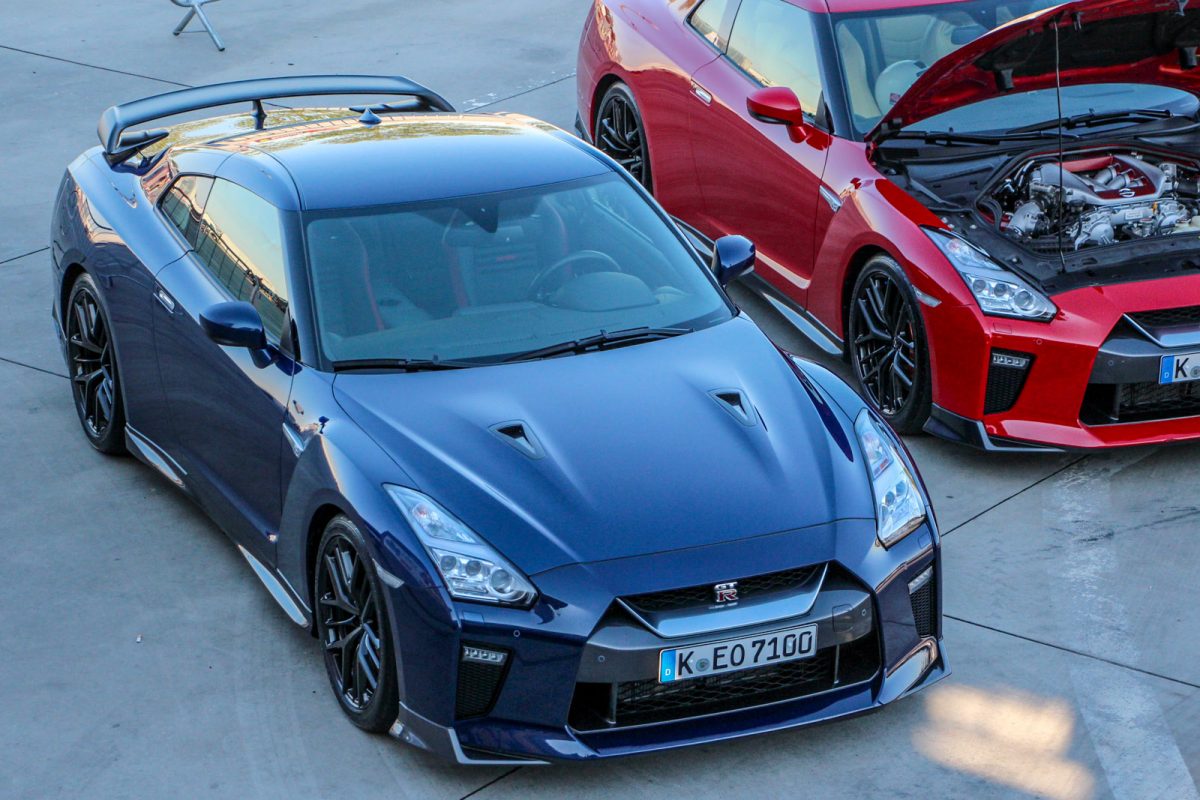 NISSAN GT-R