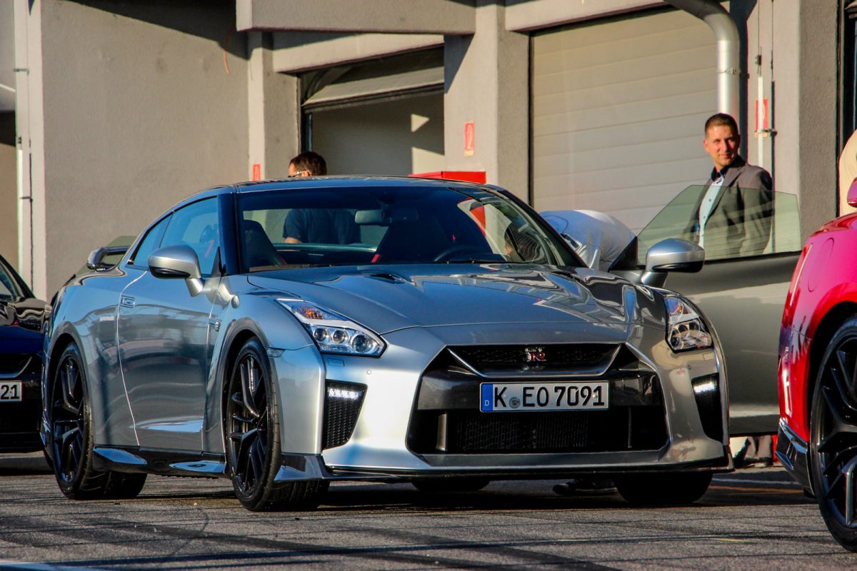 NISSAN GT-R