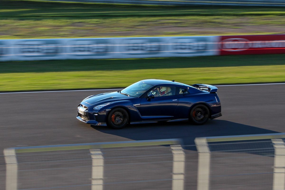 NISSAN GT-R