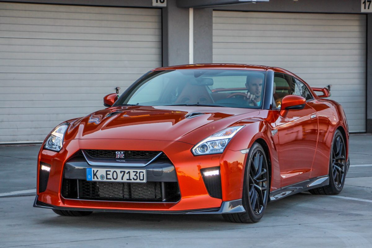 NISSAN GT-R