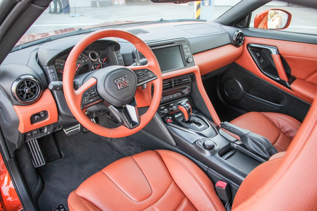 NISSAN GT-R