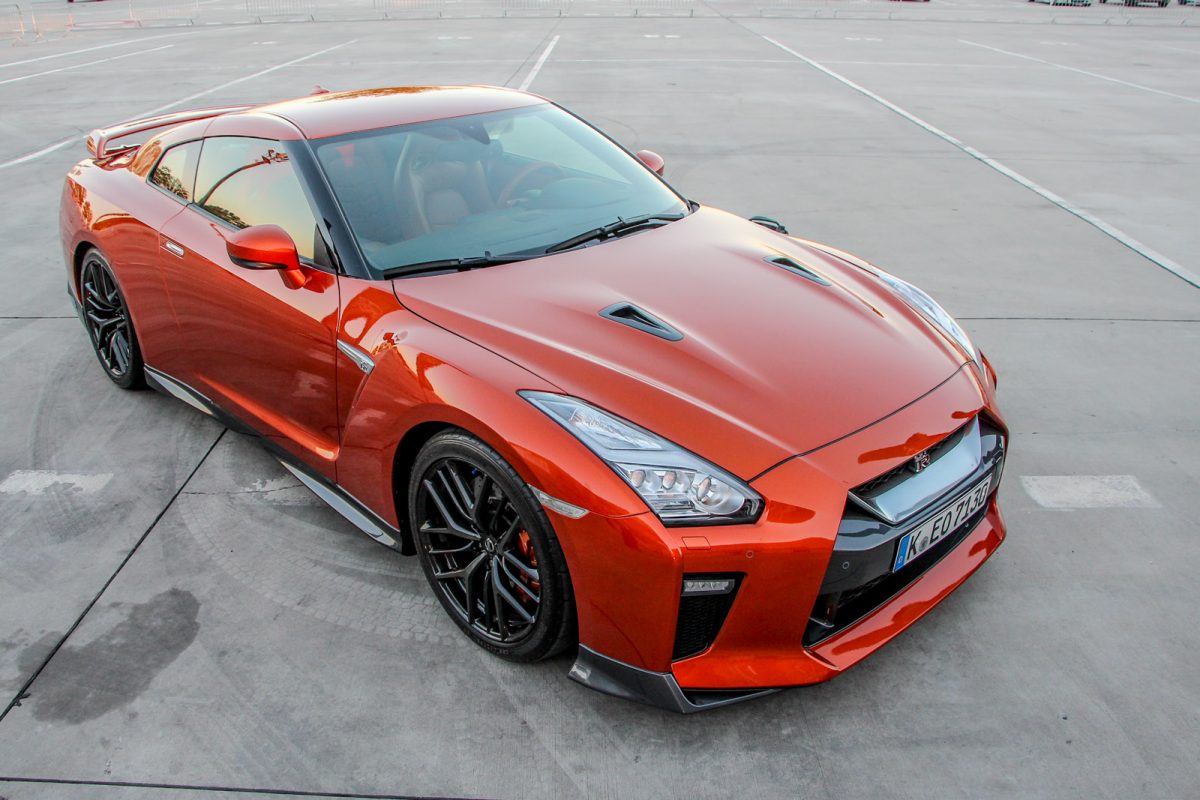 NISSAN GT-R