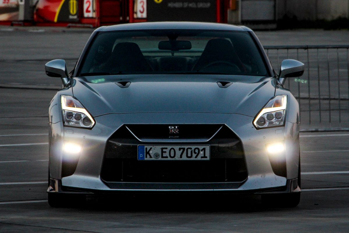 NISSAN GT-R