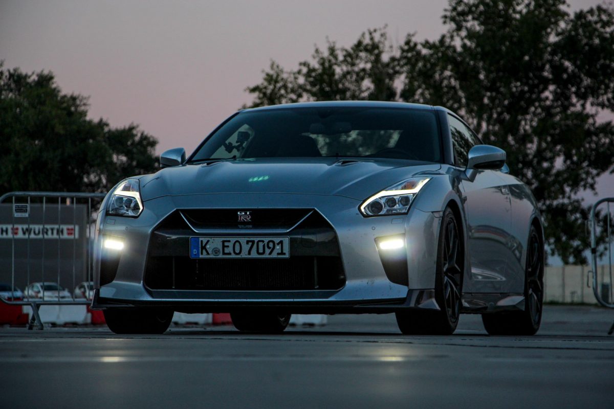 NISSAN GT-R