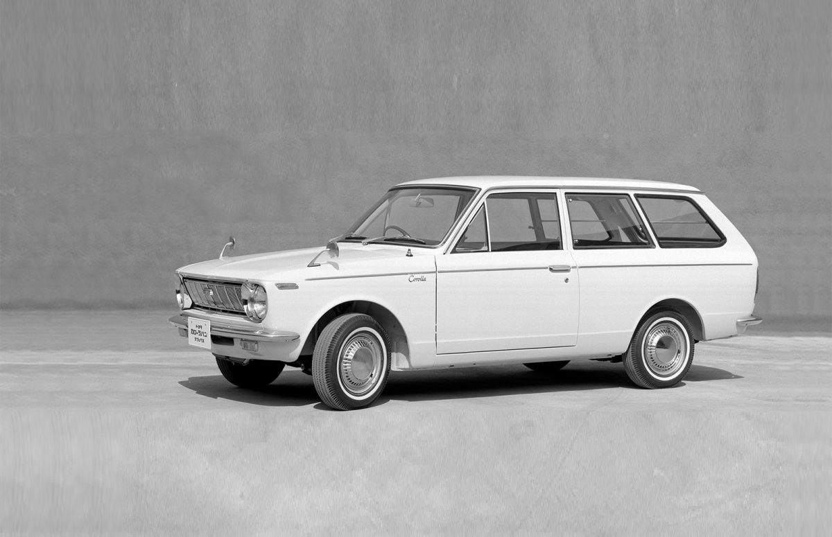 TOYOTA COROLLA