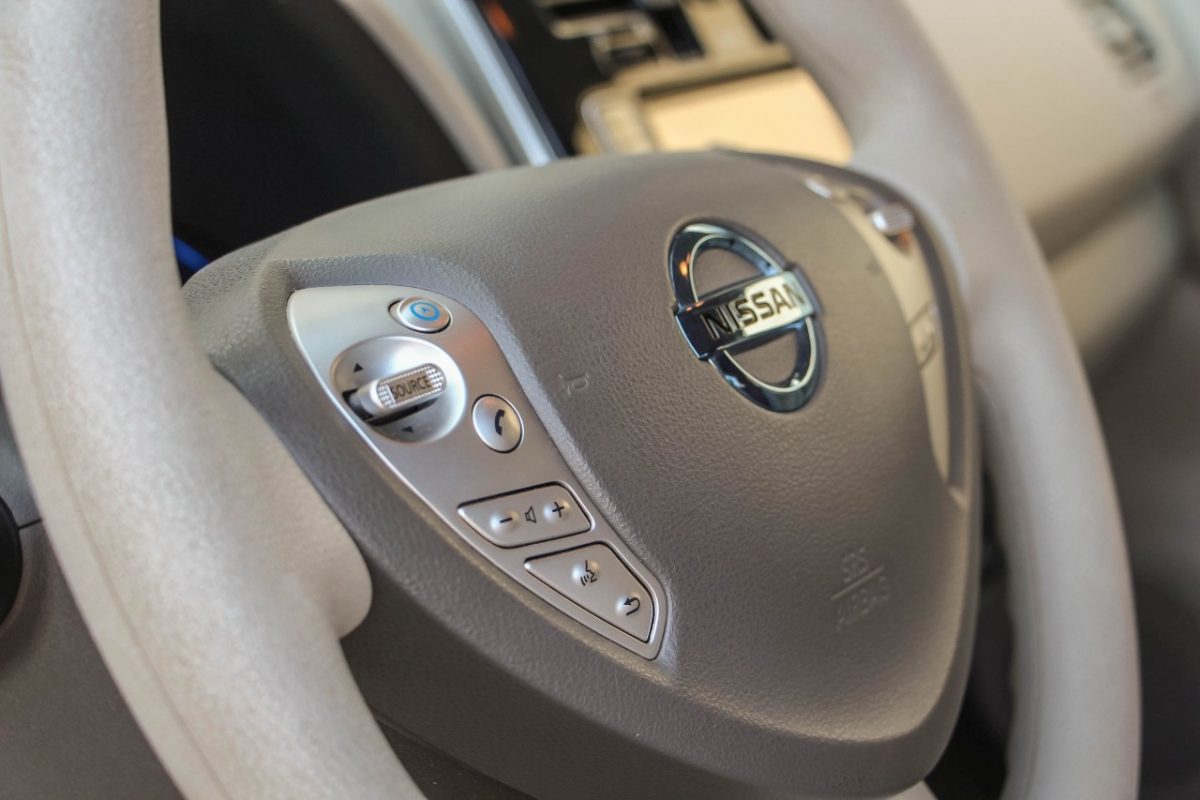 NISSAN LEAF