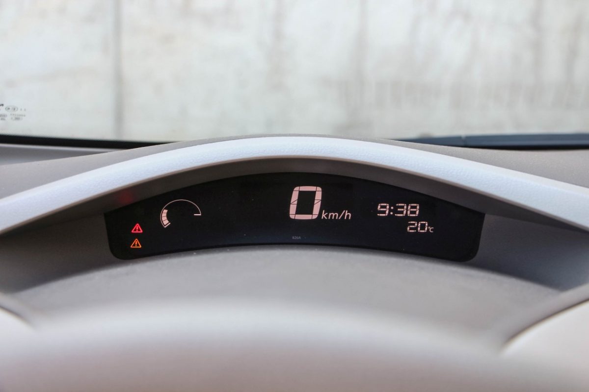 NISSAN LEAF