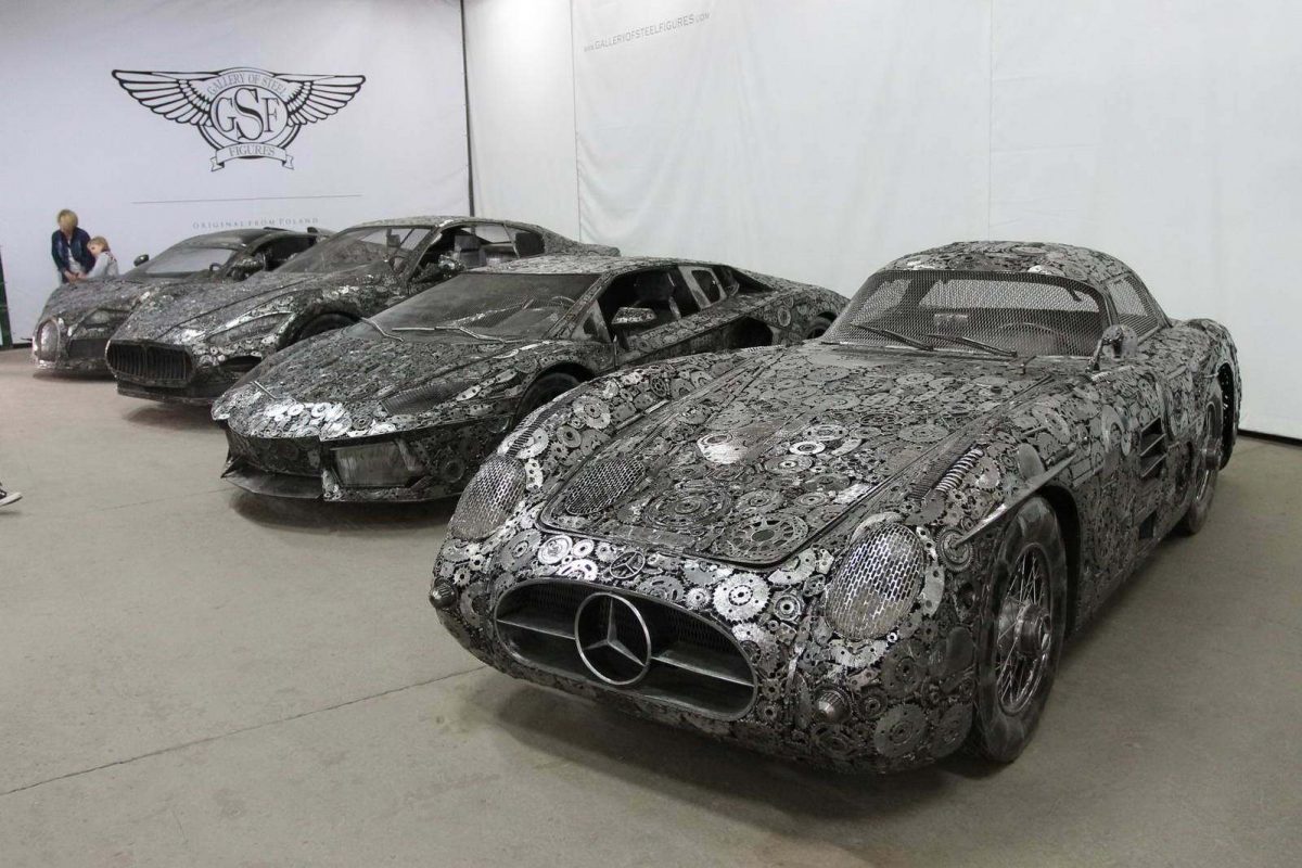 BUGATTI
