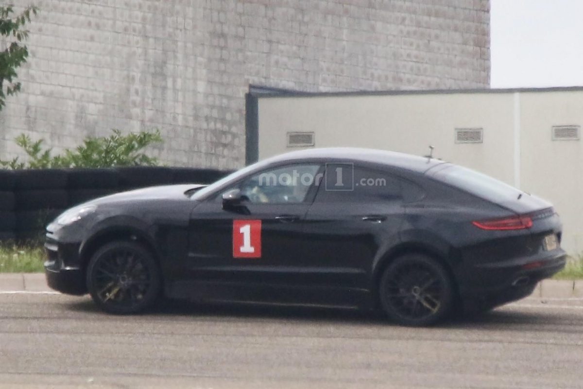 PORSCHE