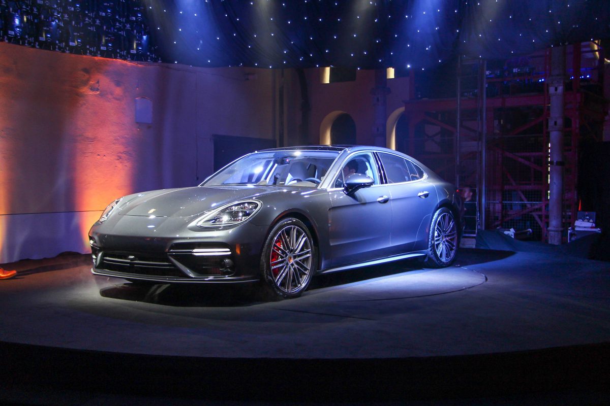 PORSCHE PANAMERA