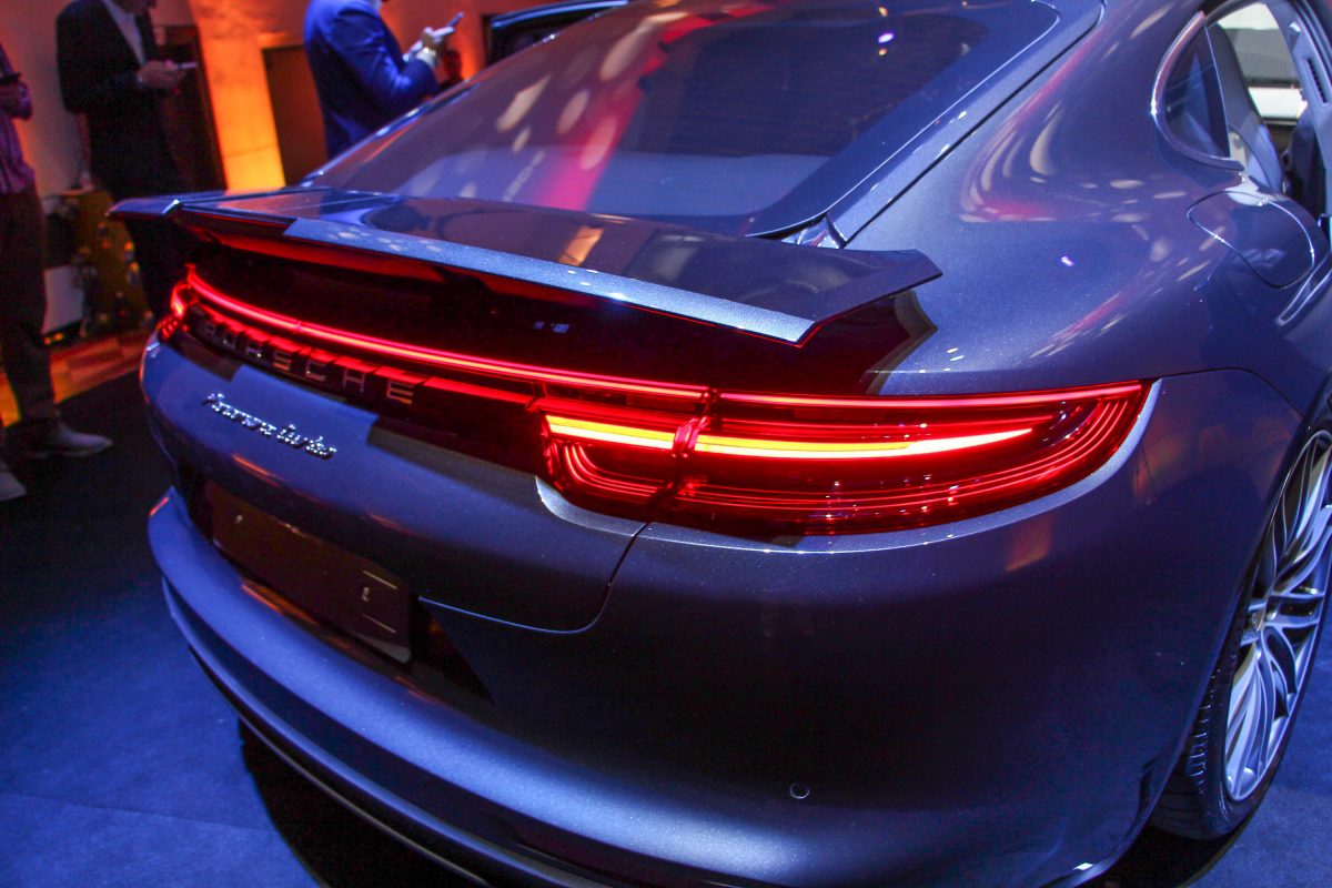 PORSCHE PANAMERA