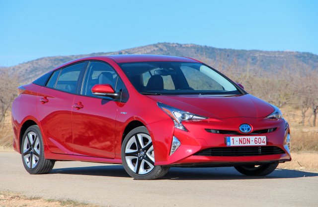 A tudás szépít - élőben nem is csúnya a Prius IV