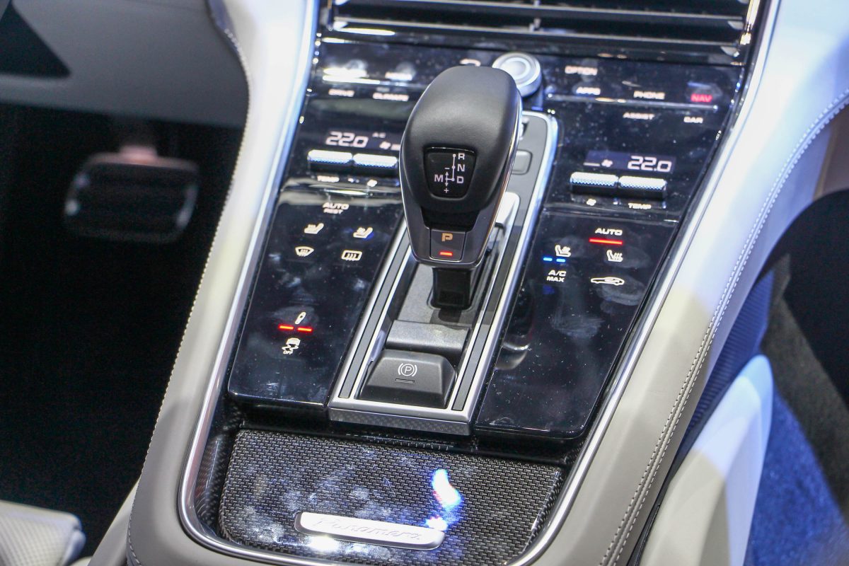 PORSCHE PANAMERA