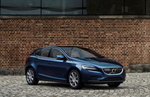 A svéd kalapács kicsiben - itt a friss Volvo V40